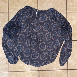 Free people cowling around top